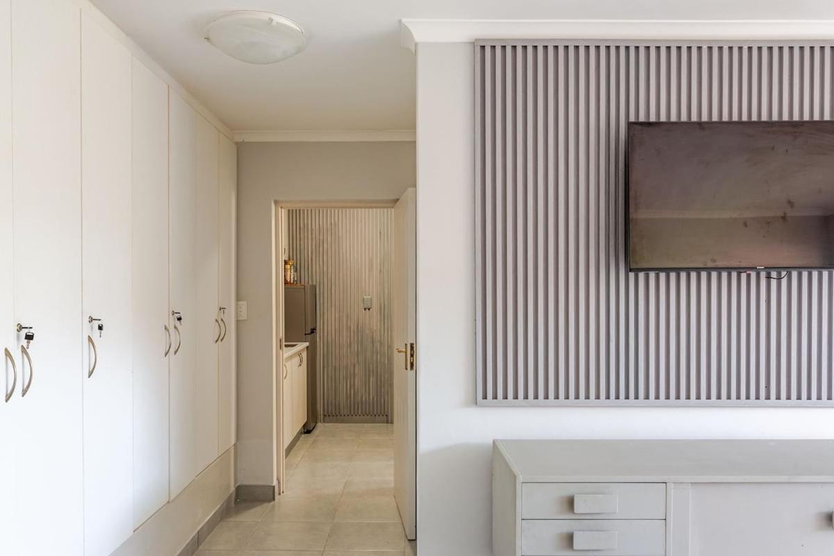 Golf Retreat 1br Luxury Escape Apartment
