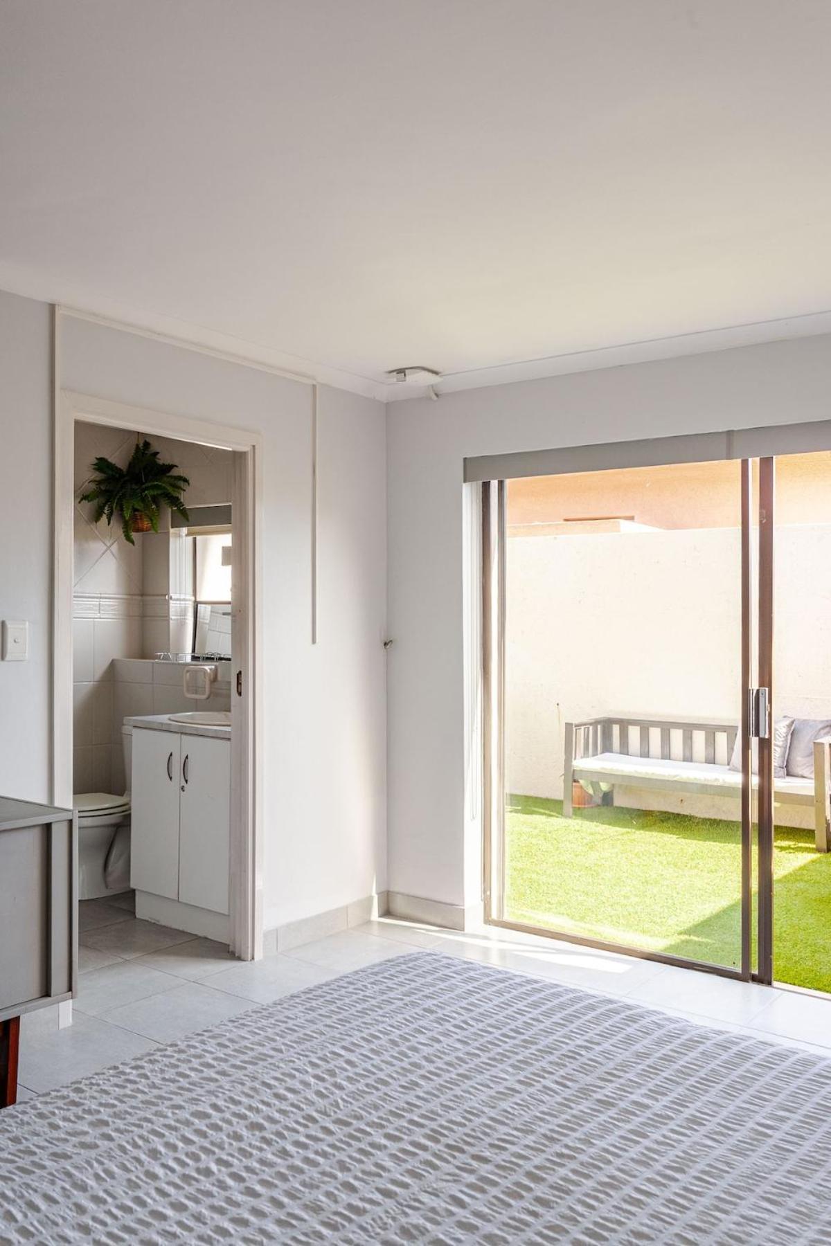 Golf Retreat 1br Luxury Escape Apartment *