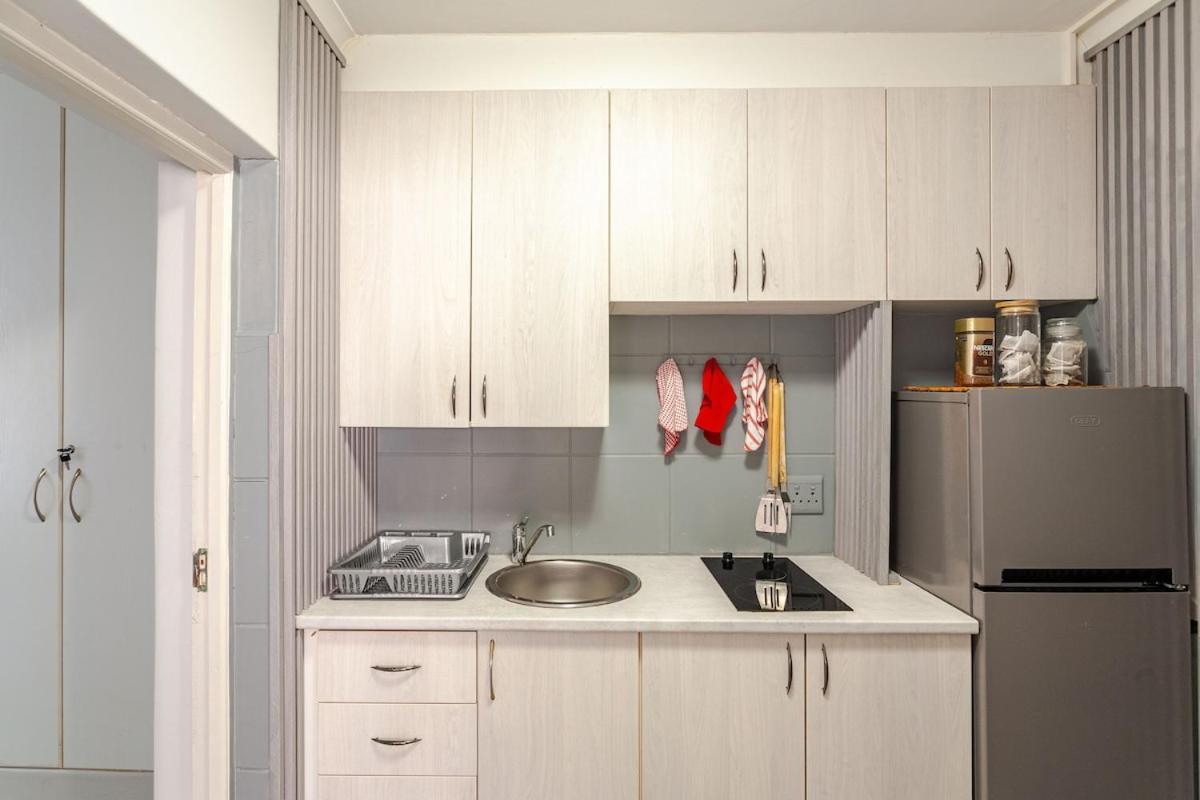 Golf Retreat 1br Luxury Escape Apartment